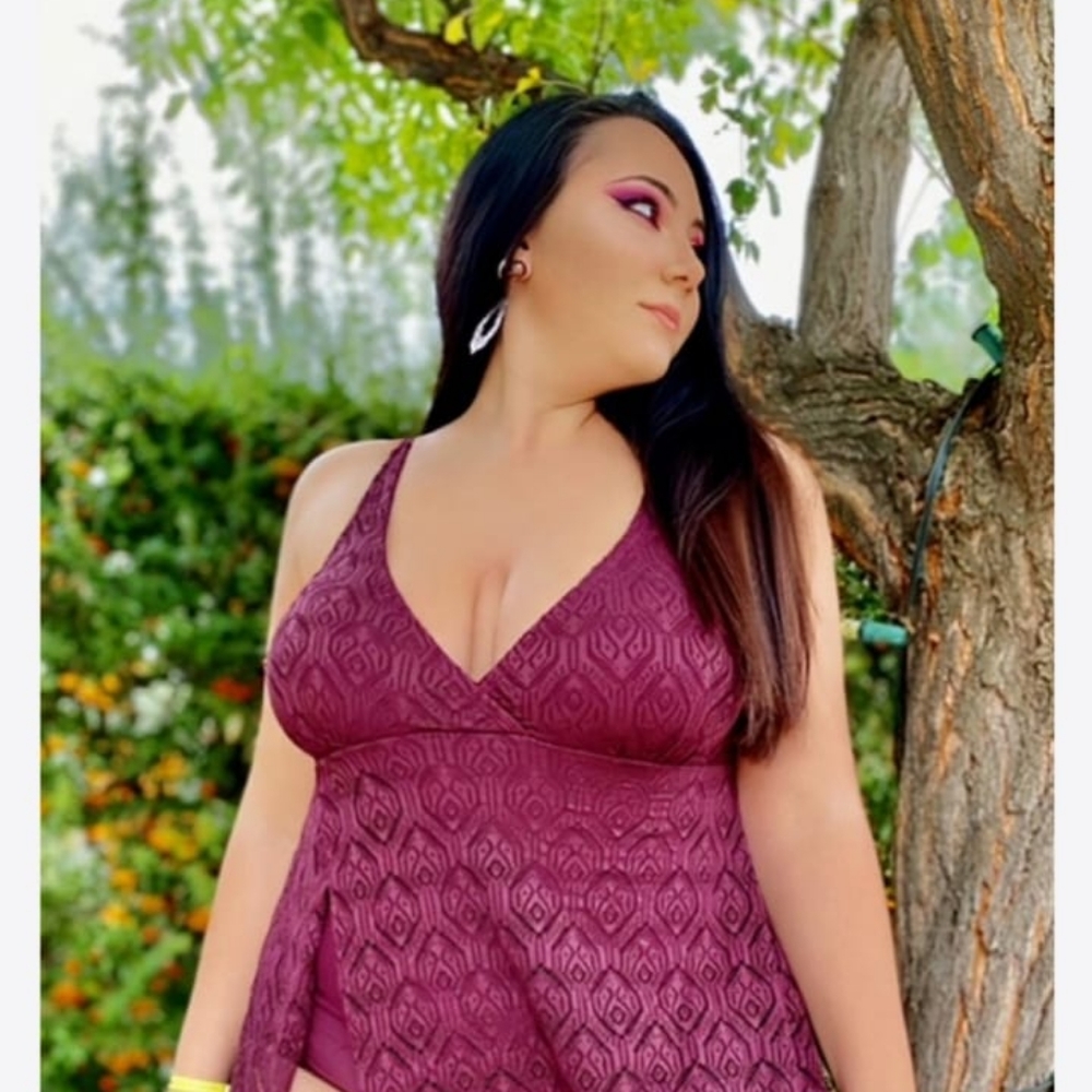 Women's plus size bathing suit,
